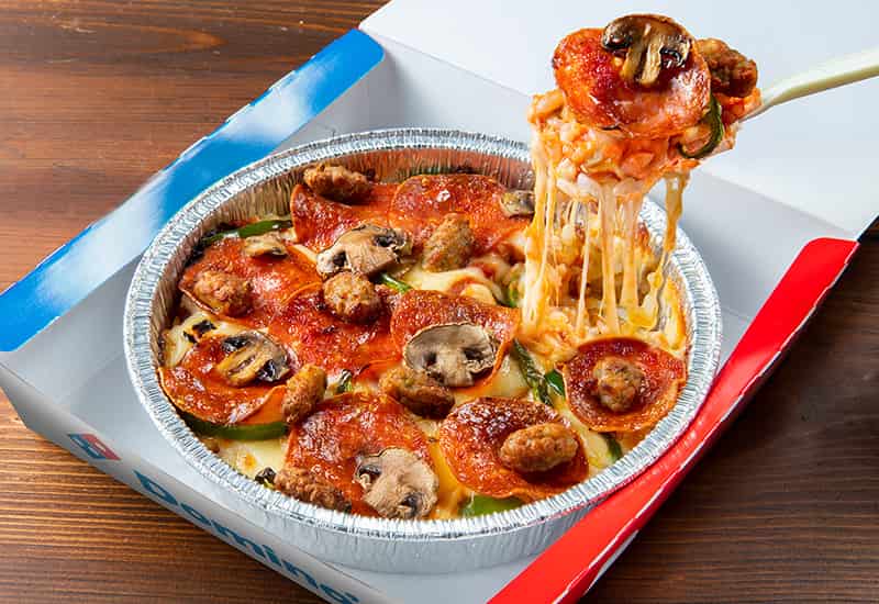 ピザライスボウル®｜ドミノ・ピザ